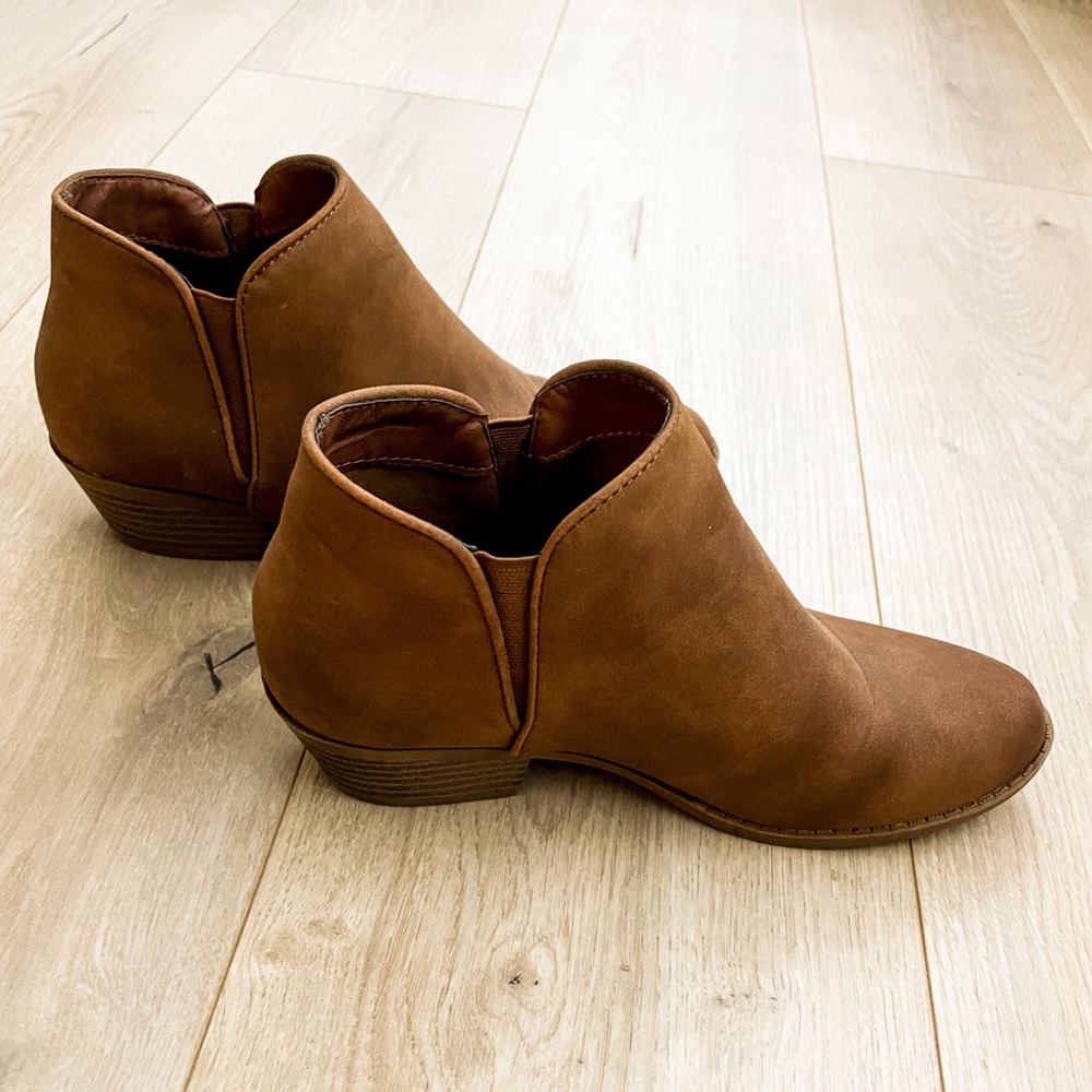 Ankle Booties // Brown, 5.5